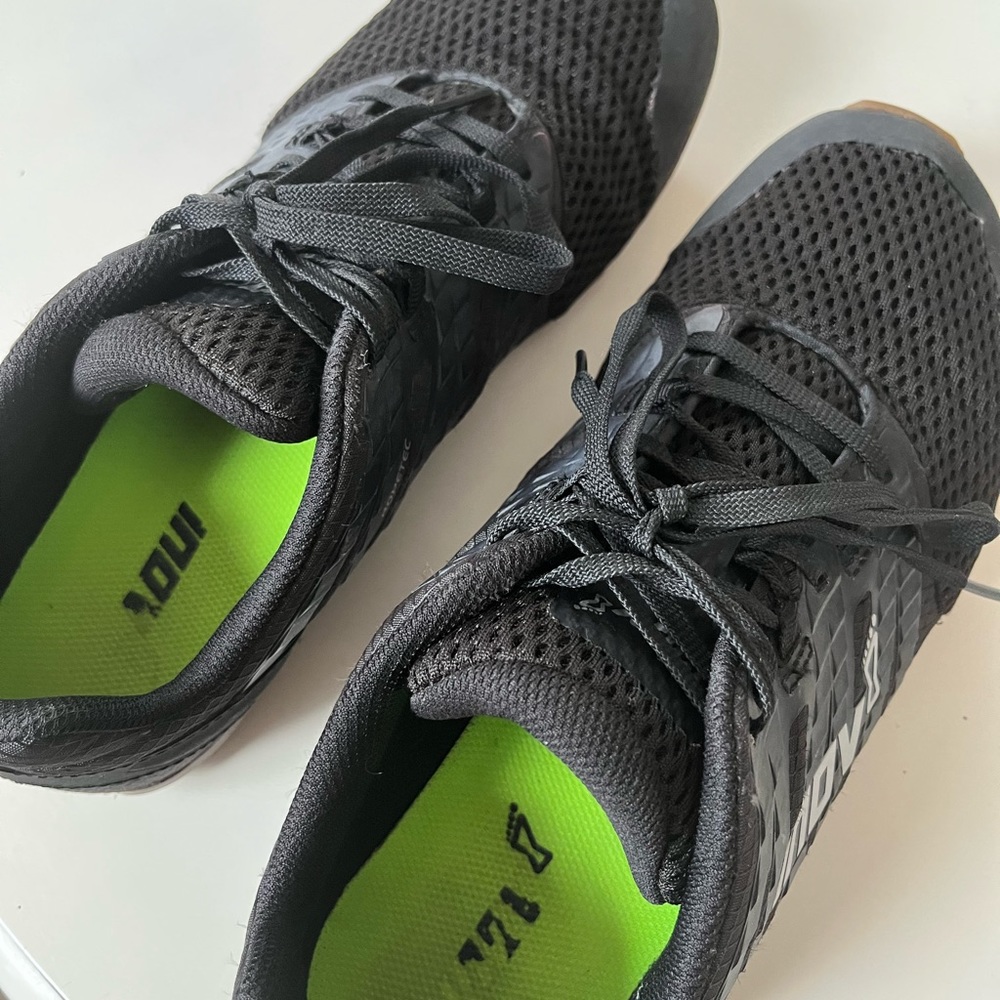 Womens Trainer shoe. Inov-8 Bare Natural Fit series. Black Size 10.